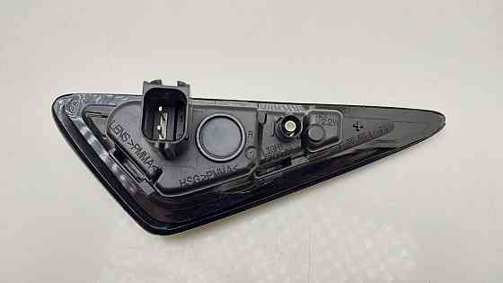 Камера-повторювач повороту правий до автомобіля Tesla Model 3 або Model Y Луцк