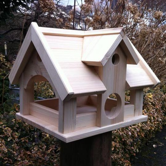 Кормушка для птиц 