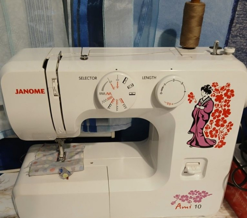 Швейная машина Janome Ami 10. Киев - изображение 1