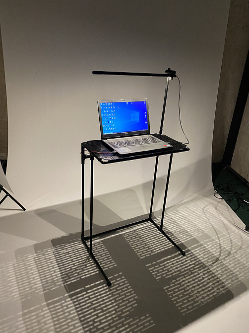 Столик для ноутбука Mouser Light із багатофункціональною  LED лампою Metaflex Fullspectrum Борисполь - изображение 10