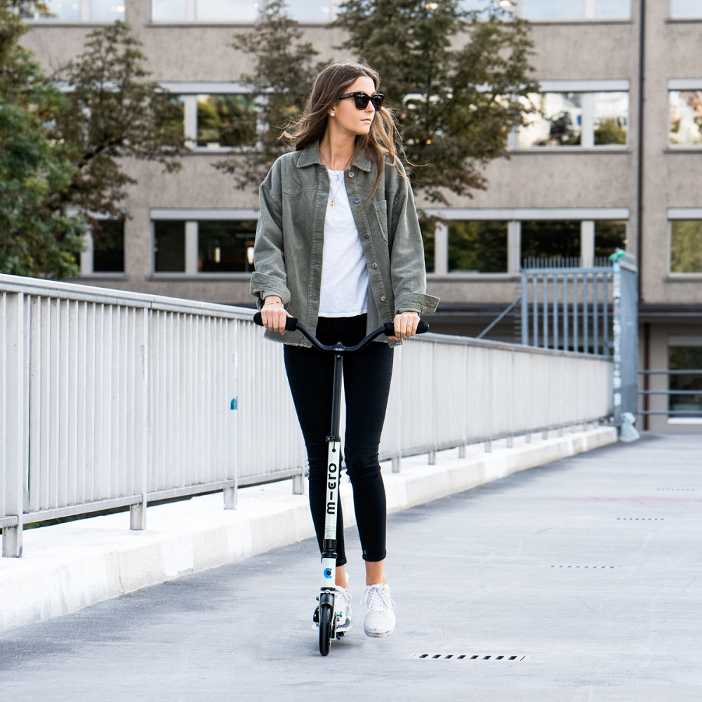 Самокат Micro серії Speed Deluxe - Колір зеленої глини Дніпро - фото 10