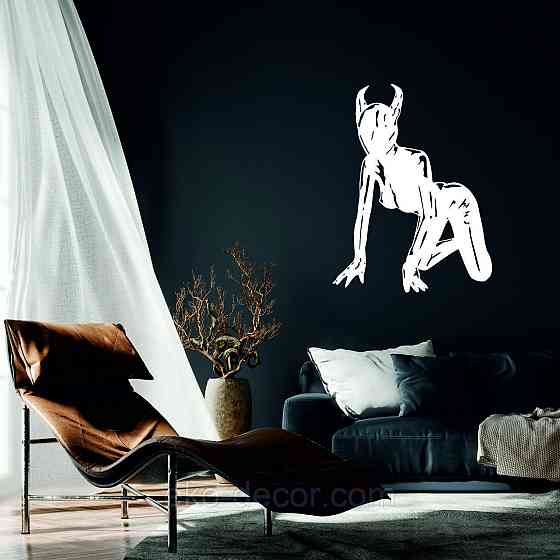 Декоративне настінне Панно «Дівчина», Декор на стіну Київ