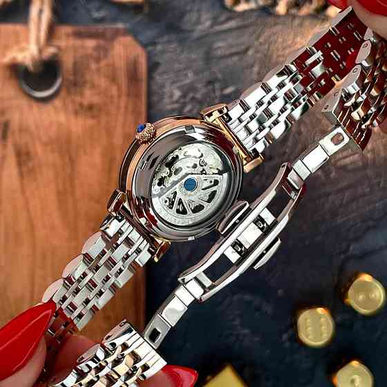 Awarder 047 Де би не була Silver-Gold-White Киев