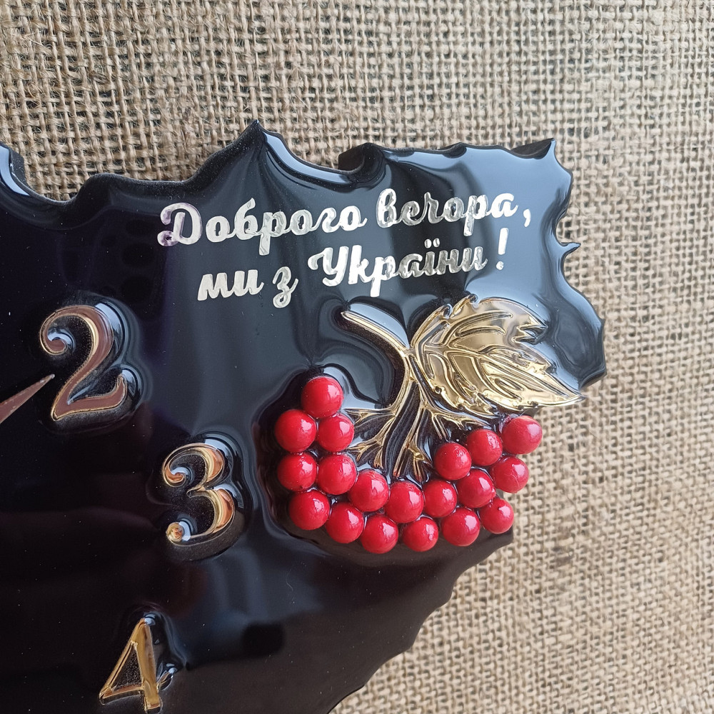 Годинник настінний 70*45 см з епоксидної смоли ручної роботи "Карта України" з кісточками та гербом Дніпро - фото 8
