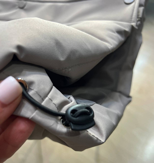 Жилетка жіноча HAIZIYUAN 535 укорочена широка оверсайз спущене плече бежева, бежевий, M Київ - фото 14