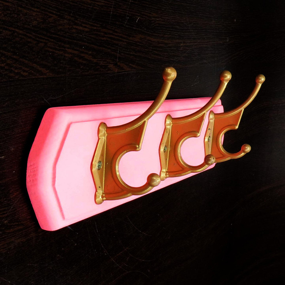 Вішалка для одягу "Гатіно 3" барбі Миколаїв - фото 6