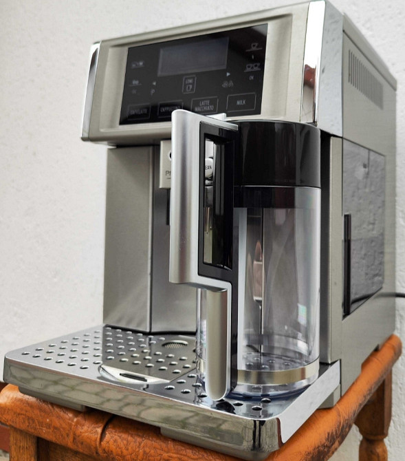 Кавомашина: Delonghi PrimaDonna Avant ESAM 6700. Харків - фото 2
