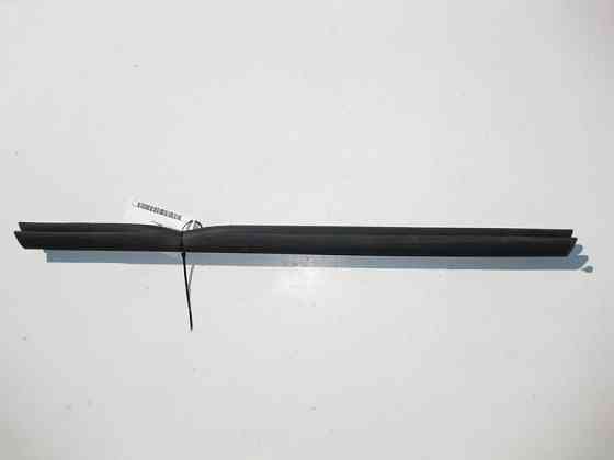 Mercedes-Benz  A1647351165 Ущільнювальна планка скла задніх дверей GL X164 Одеса