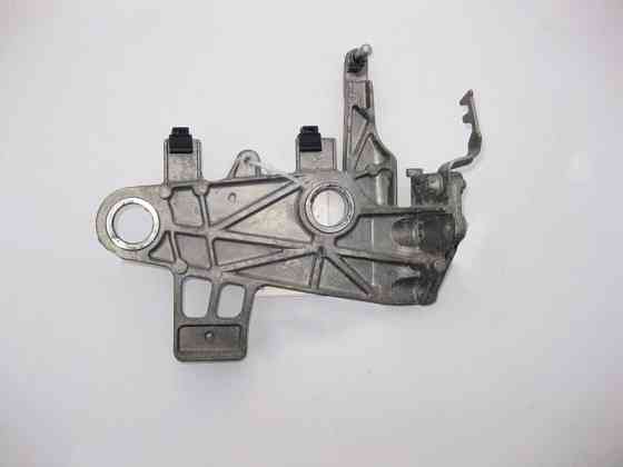 Mercedes-Benz  A6510902241 Задній кронштейн - захисний екран повітряного фільтра двигуна OM651 R4 2.2 cdi E-Class W212 C-Class W204 W205 Одеса