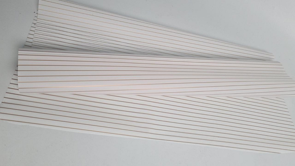 Калька для квітів рулон 8 м тонований матовий (77) (h660) No 2 золоті смужки Білий (1 шт.) Харків - фото 2