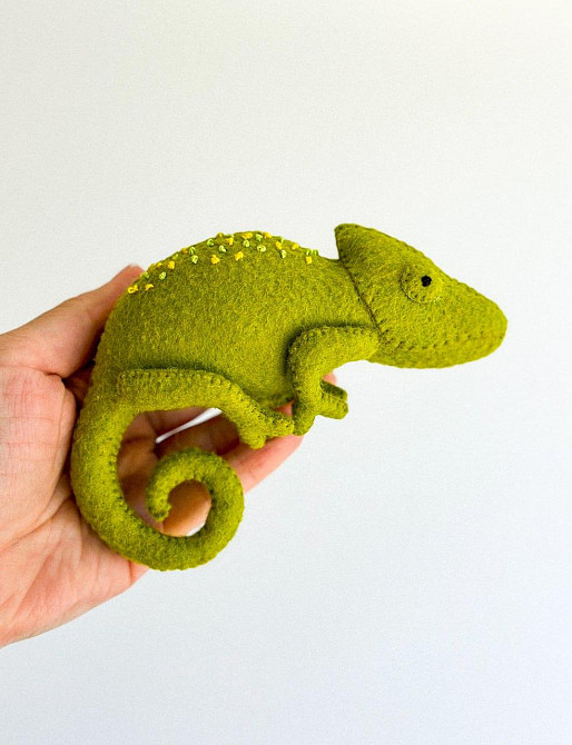М’яка фетрова іграшка хамелеон ручної роботи – безпечна розвиваюча іграшка Київ - фото 1
