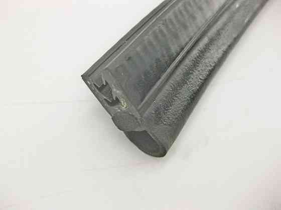 Mercedes-Benz  A1648890198 Ущільнювач капота передній ML W164 GL X164 Одесса