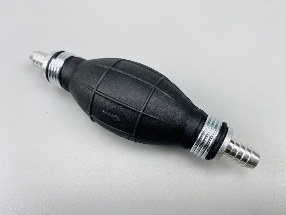 Ручний насос для перекачування рідини з клапаном масло-бензостійка гума алюмінієві наконечники d=10 мм Мукачево - фото 6