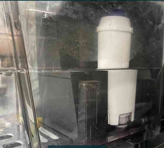 Кавомашина Delonghi ECAM 44 664 B Харків