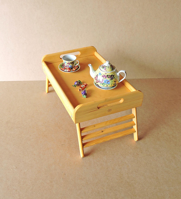 Столик-поднос для завтрака 