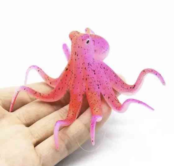 Восьминіг для акваріума силіконовий та люмінісцентний 10 на 5 см червоний Київ