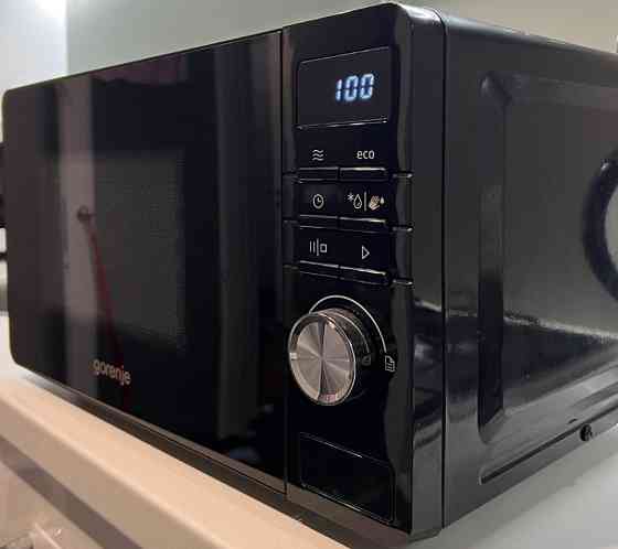 Мікрохвильовка чорна нова. Київ