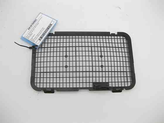 VAG  4M1819408A Захисна решітка на повітропровід під капотом на пічку (ном. на запчастини 4M1819408) Одесса