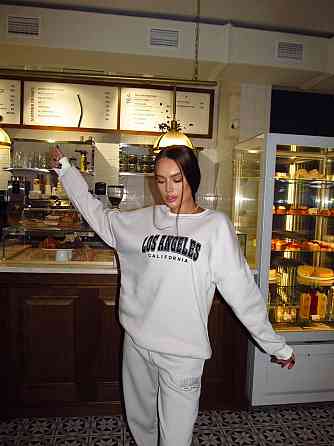 Жіночий теплий оверсайз костюм-двійка з накатом тринитка на флісі + турецька РИБАНА Бежевий, 42/46 Одеса