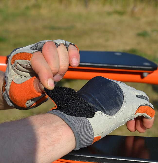 Рукавички для фітнесу MadMax MFG-850 Crazy Grey/Orange S Київ - фото 10