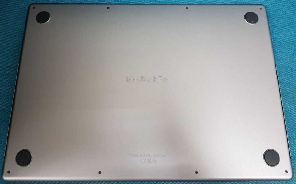 Ноутбук: MacBook Pro 16