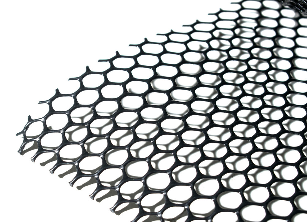 Сітка пластикова 6*8 1м*30 м від кротів чорна Сота Дніпро - фото 6