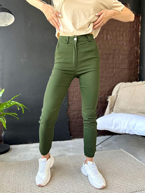 Жіночі брюки джоггери "Elias" тонкі оптом | Батал | Розпродаж моделі Київ - фото 4