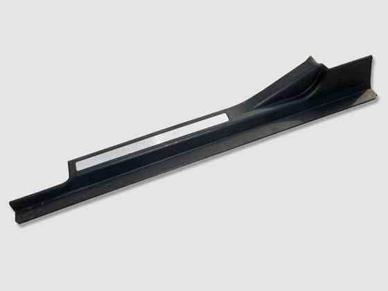 Mercedes-Benz  A2036800735 9051 Накладка чорна переднього лівого дверного отвору з хромом C-Class W203 Одесса