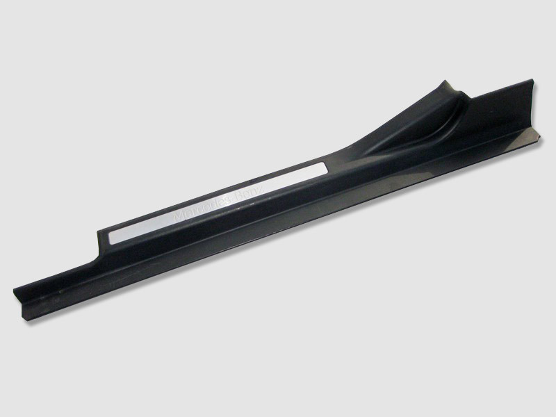 Mercedes-Benz  A2036800735 9051 Накладка чорна переднього лівого дверного отвору з хромом C-Class W203 Одесса - изображение 1