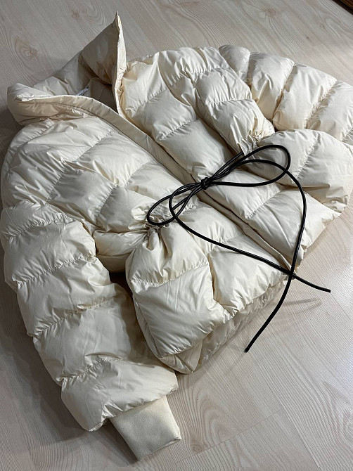 Куртка жіноча Fashion 3097 пуффер оверсайз зі шнурком на талії молочна, молочний, M Київ - фото 5