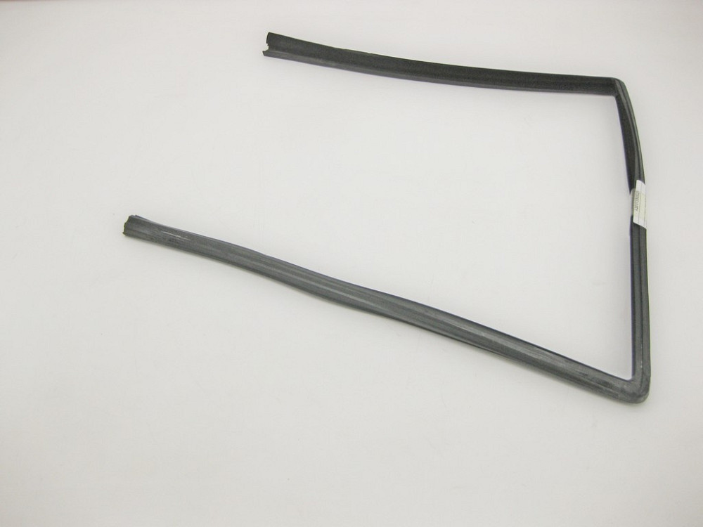 Mercedes-Benz  A2037350525 Ущільнювач опускного скла задніх правих дверей C-Class S203 універсал Одесса - изображение 4