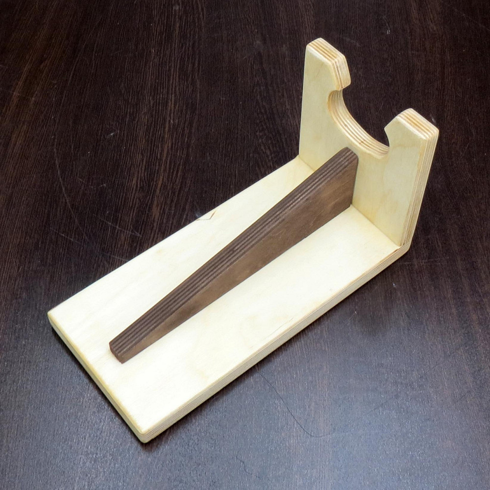 Настенный держатель гитары 