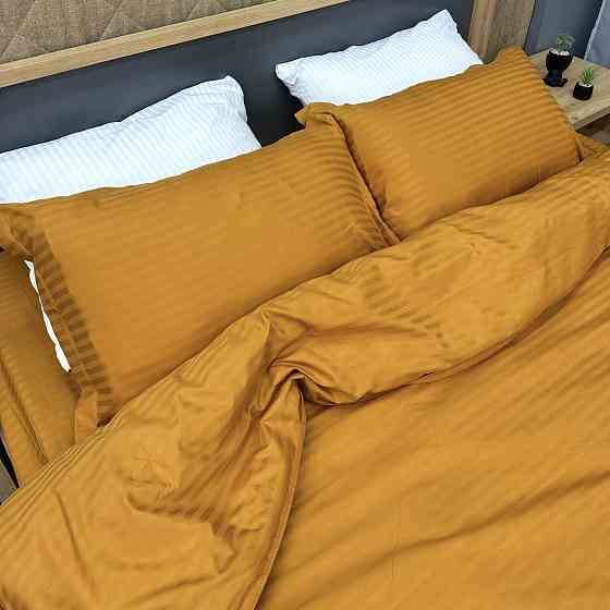 Комплект постільної білизни Страйп-сатин Двоспальний 180х220 з простирадлом на резинці Гірчичний (88-181) Київ