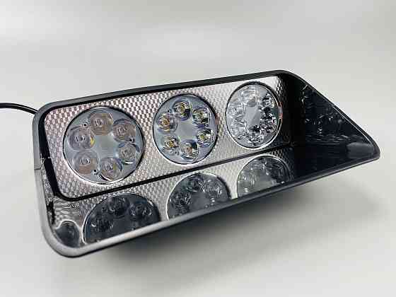 Проблисковий світлодіодний маячок мигалка лампа S18 стробоскоп 9-80V (18 led діодів) Мукачево