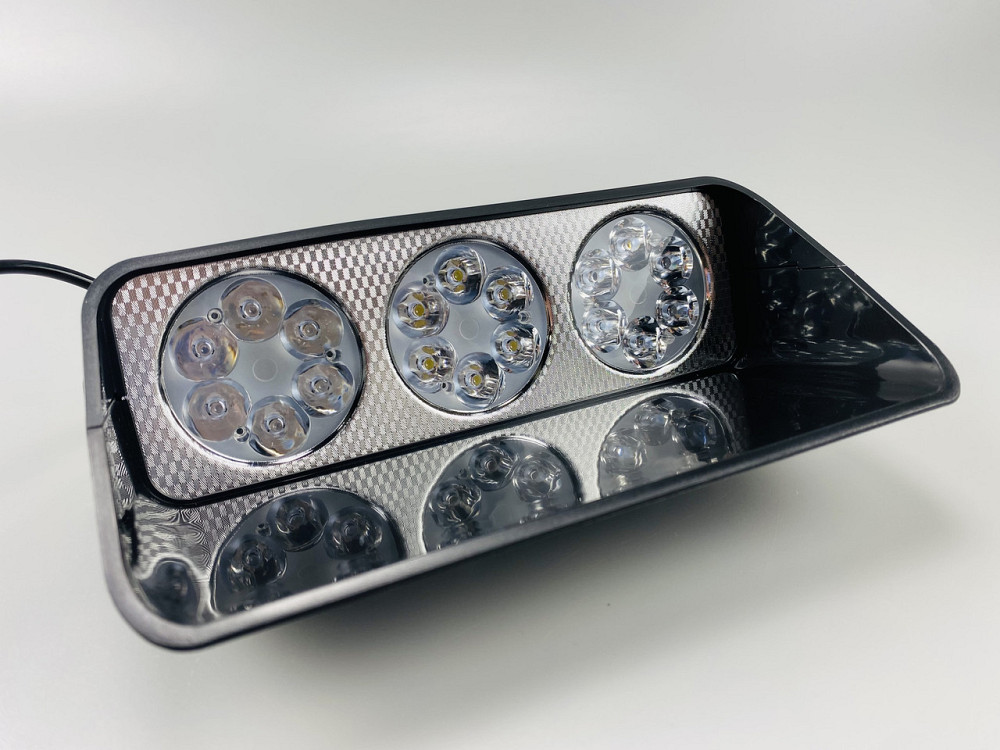 Проблисковий світлодіодний маячок мигалка лампа S18 стробоскоп 9-80V (18 led діодів) Мукачево - фото 4