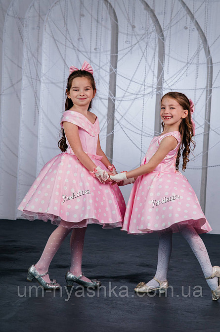 Пышное нарядное платье в ретро стиле 