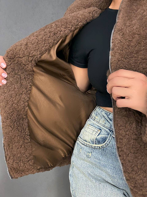 Шуба женская Lady Yep 10017 тедди бомбер оверсайз на молнии, коричневый, one size Киев - изображение 17