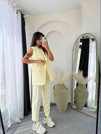 Жіночий базовий костюм-штани: жилет і штани креп костюмка Жовтий, 50/52 Одеса