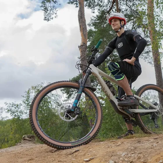 Бандаж еластичний колінного суглоба для спорту KNEE SUPPORT WN-26, Зелений L / Фіксатор колінного суглоба Київ