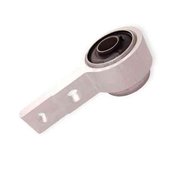 Сайлентблок переднього Mazda 6 (07-13) нижній задній правий R важеля Мукачево