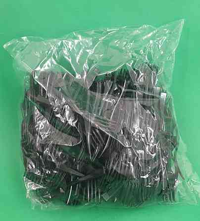 Вилка одноразова пластикова для фруктів Юніта Чорна (250 шт) Харків