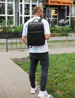 Чорний шкіряний рюкзак для чоловіків для ноутбука Киев