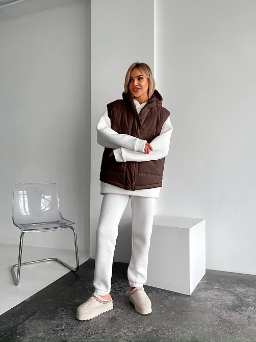 Жіночий теплий жилет з капюшоном  плащівка еммі на синтепоні Шоколад, 46/48 Одеса - фото 5