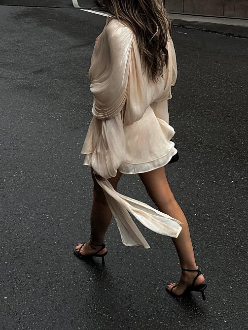 Жіноче легке плаття з об'ємним драпіруванням шовк армані Шампань Одеса - фото 8