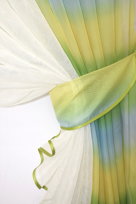 Кухонні шторки VR-Textil № 111к комбіновані молочний з оливково-жовтим та блакитним 400х170 см (52-0226) Київ - фото 3