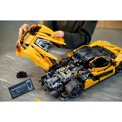 Конструктор LEGO Technic McLaren P1 3893 деталі (42172) Вінниця - фото 5