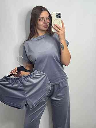 Пижама-комплект (футболка+шорти+штаны) из плюшевого велюра Серый S Харьков