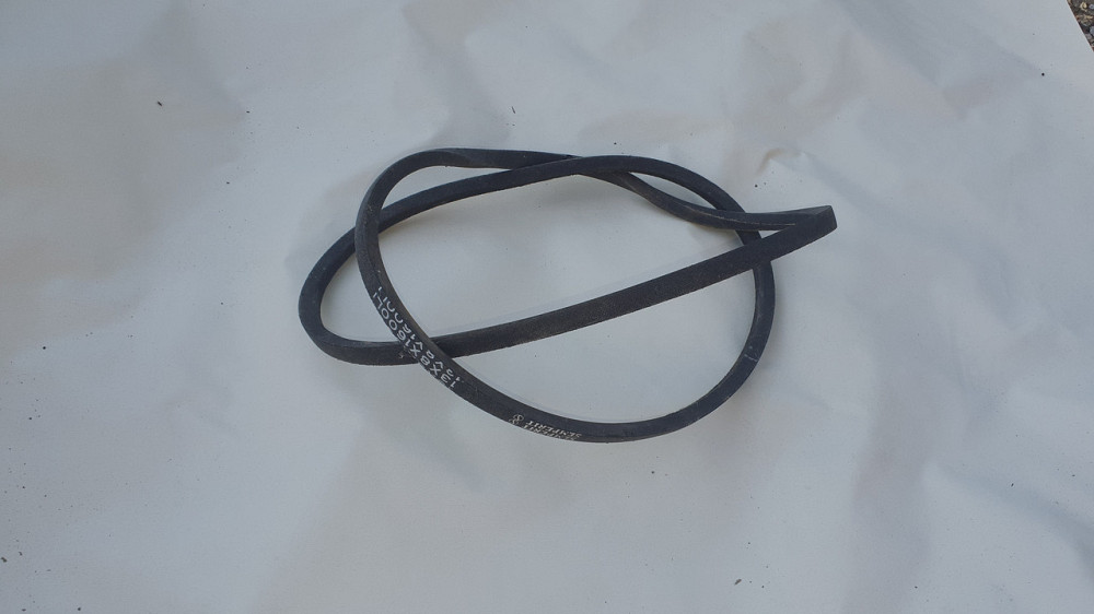 Ремень гладкий приводной клиновой 13х8-1600 (А-1600). СССР. Харьков - изображение 1