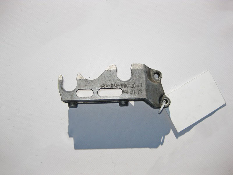 Mercedes-Benz  A6460940641 Передній кронштейн корпусу повітряного фільтра двигуна OM646 R4 2.2 cdi C-Class W203 W204 CLC C203 CLK C209 Одеса - фото 1