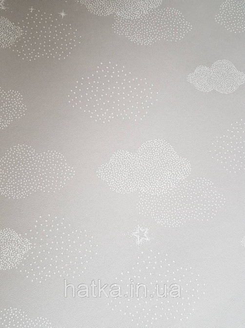 Шпалери флізелінові дитячі Lutece Tartine et Chocolat небо хмари хмари зорі місяць білі на сірому бежево Київ - фото 1